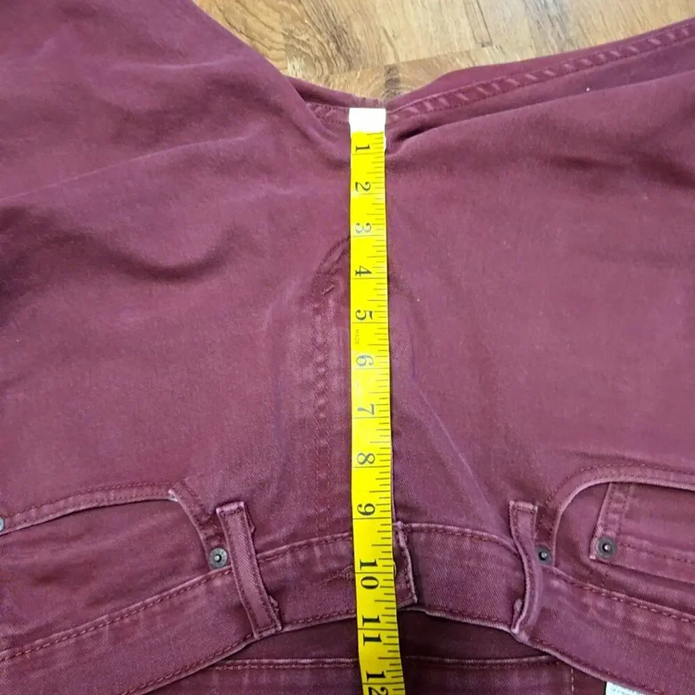 Levis fit slim same