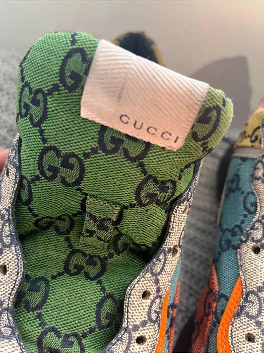 Gucci shoes ships rhyton