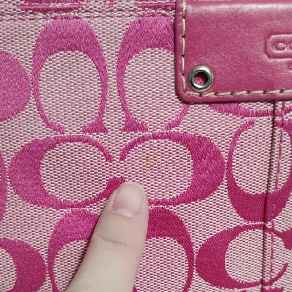 Coach beautiful stylish