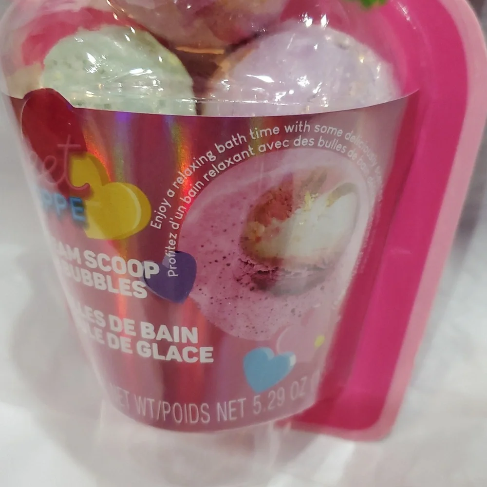 Sweet shoppe ice cream scoop shaped bath‎ bubbles new