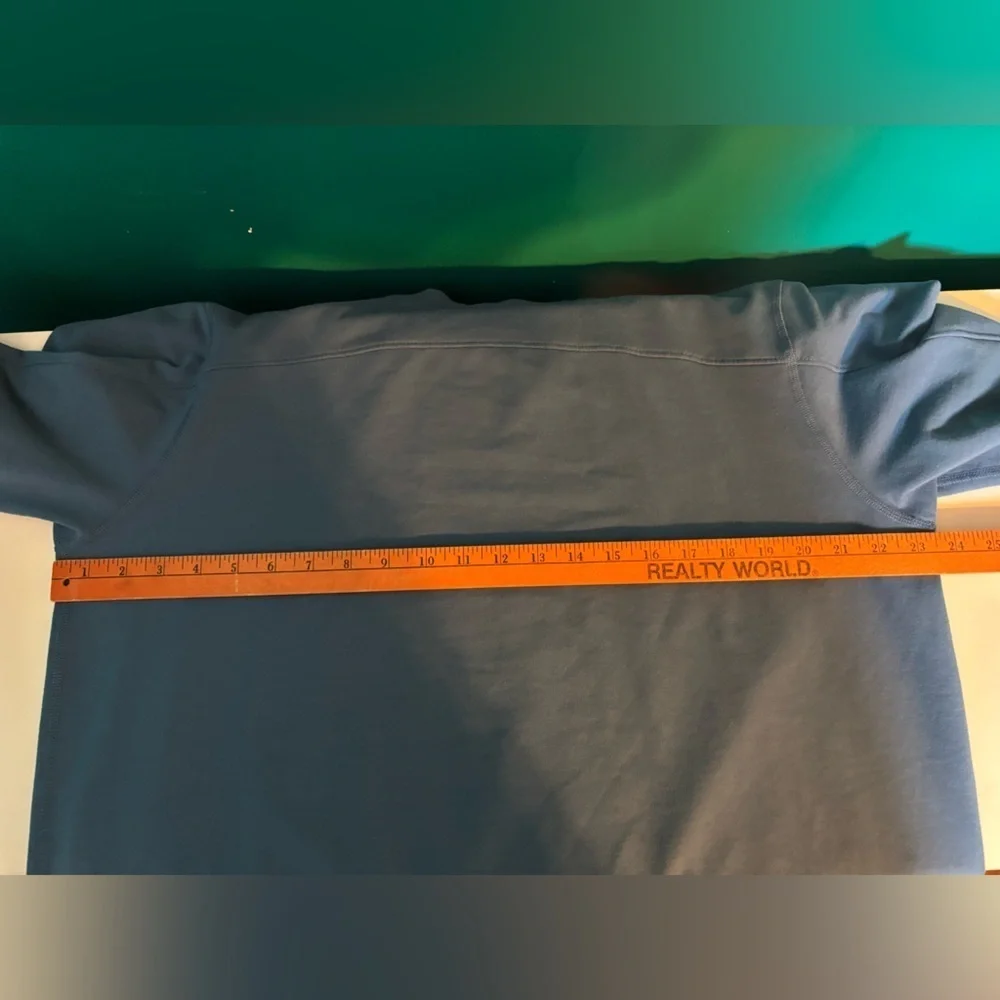 Berkeley Jensen Classic Crewneck Blue Sweater Sweatshirt for Men