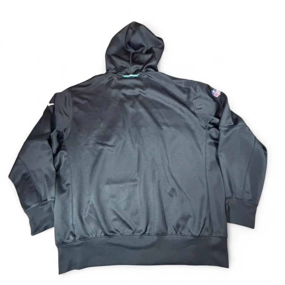 Nike Therma-Fit Philadelphia Eagles hoodie in size XL