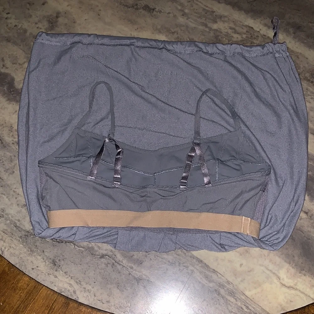 lululemon athletica •cinchable •fabric jersey