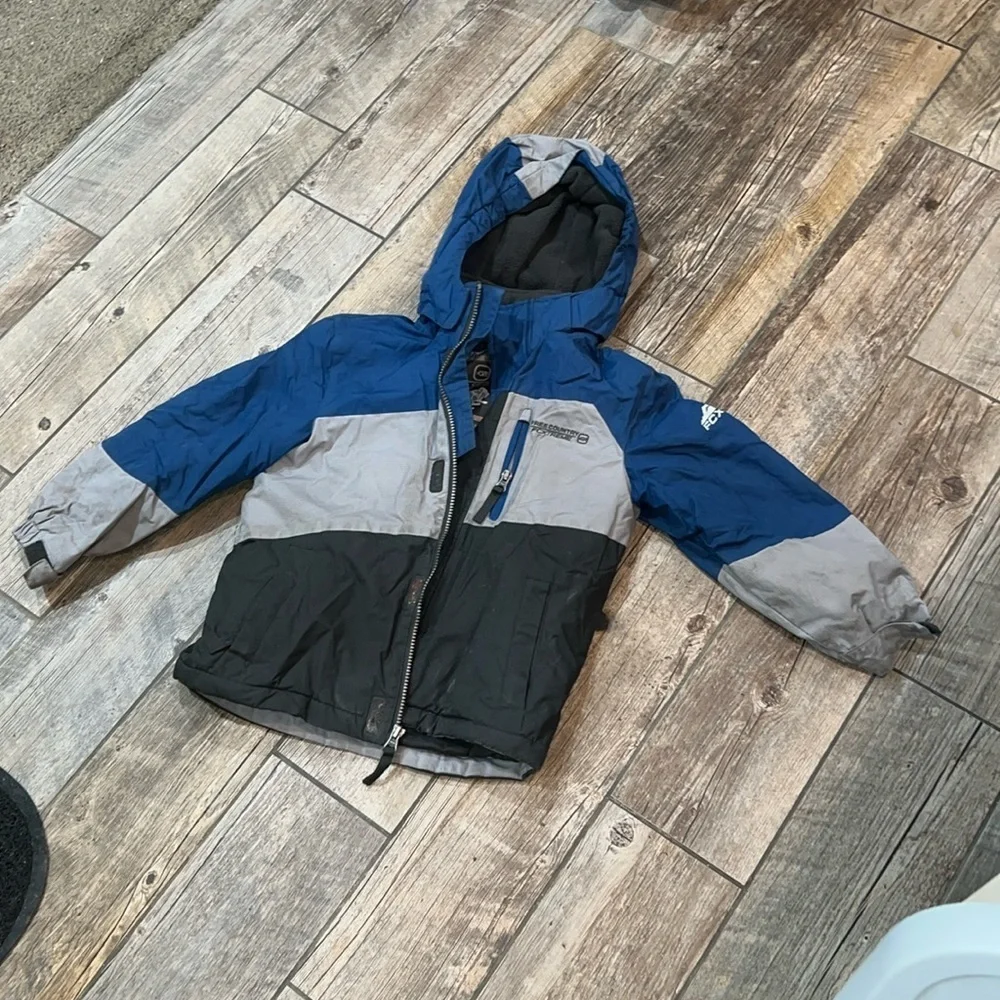 Coat​​​​