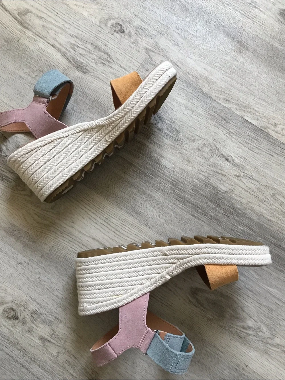 Sorel Cameron Wedge Faded Spark Pink Blue Orange Leather Sandals Women Sz. 8.5
