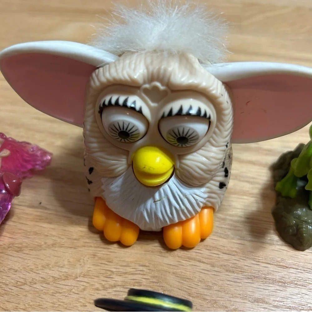 McDonalds furby lavagirl