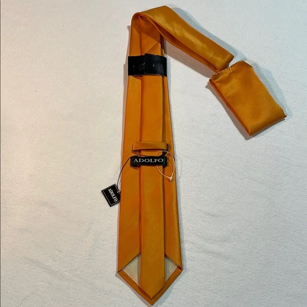 Adolfo Gold Satin Necktie NWT with handkerchief
