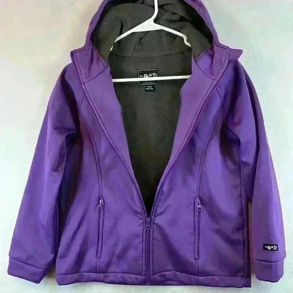 The Earth Gear polyester fleece shell