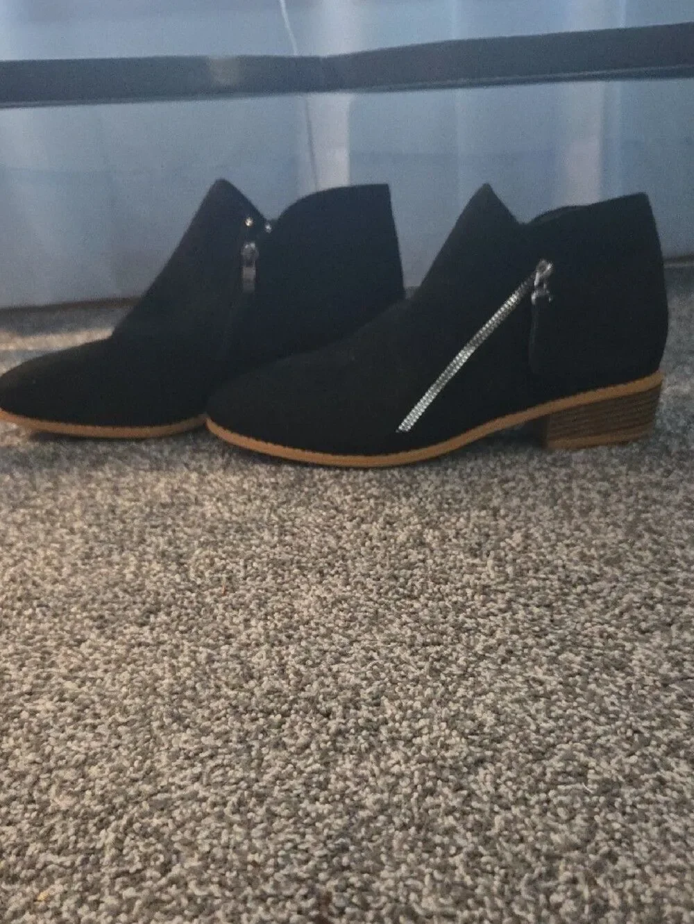 N/A black suede