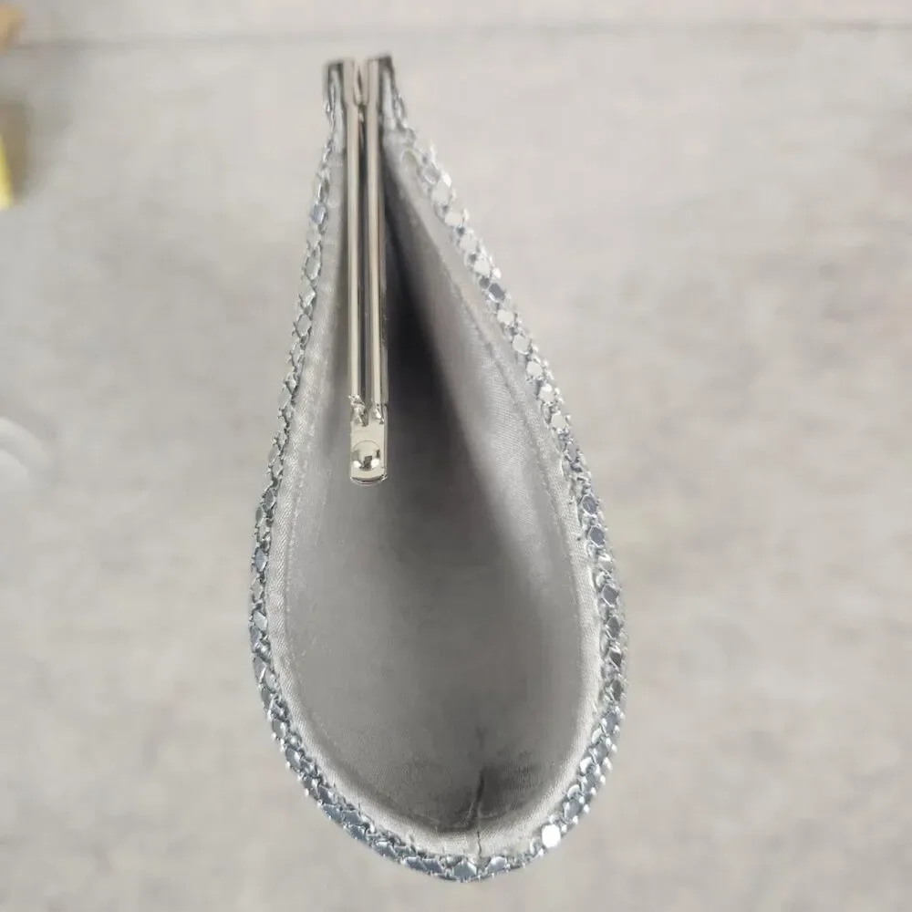 Valerie Stevens elegance chain