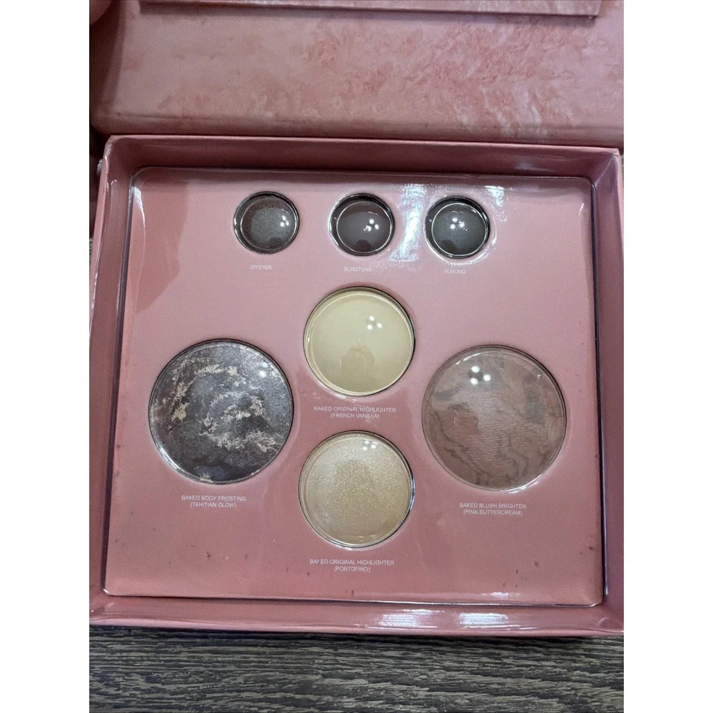The Unbranded Brand soft tones