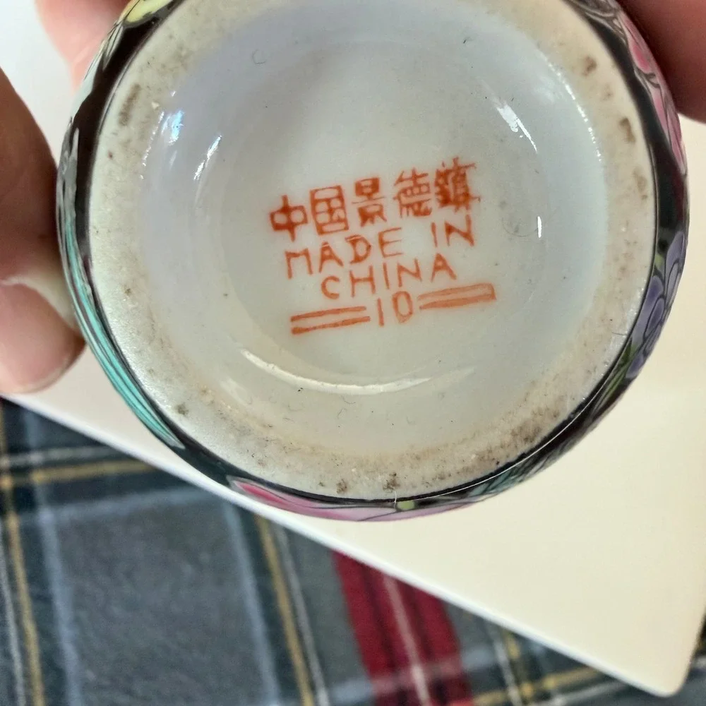 Jingdezhen lotuses classic showcasing