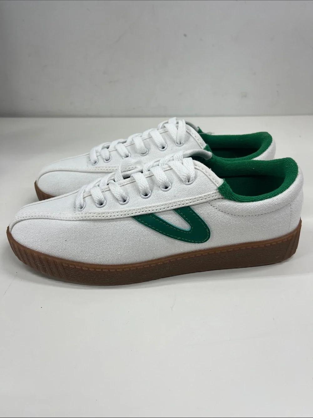 Tretorn White and Green Canvas Sneakers with Gum Sole