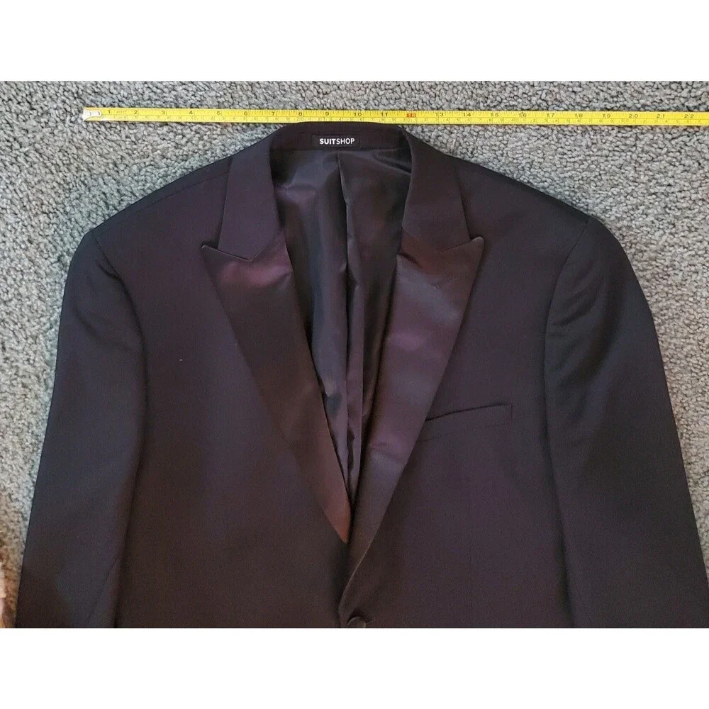 SuitShop brand style