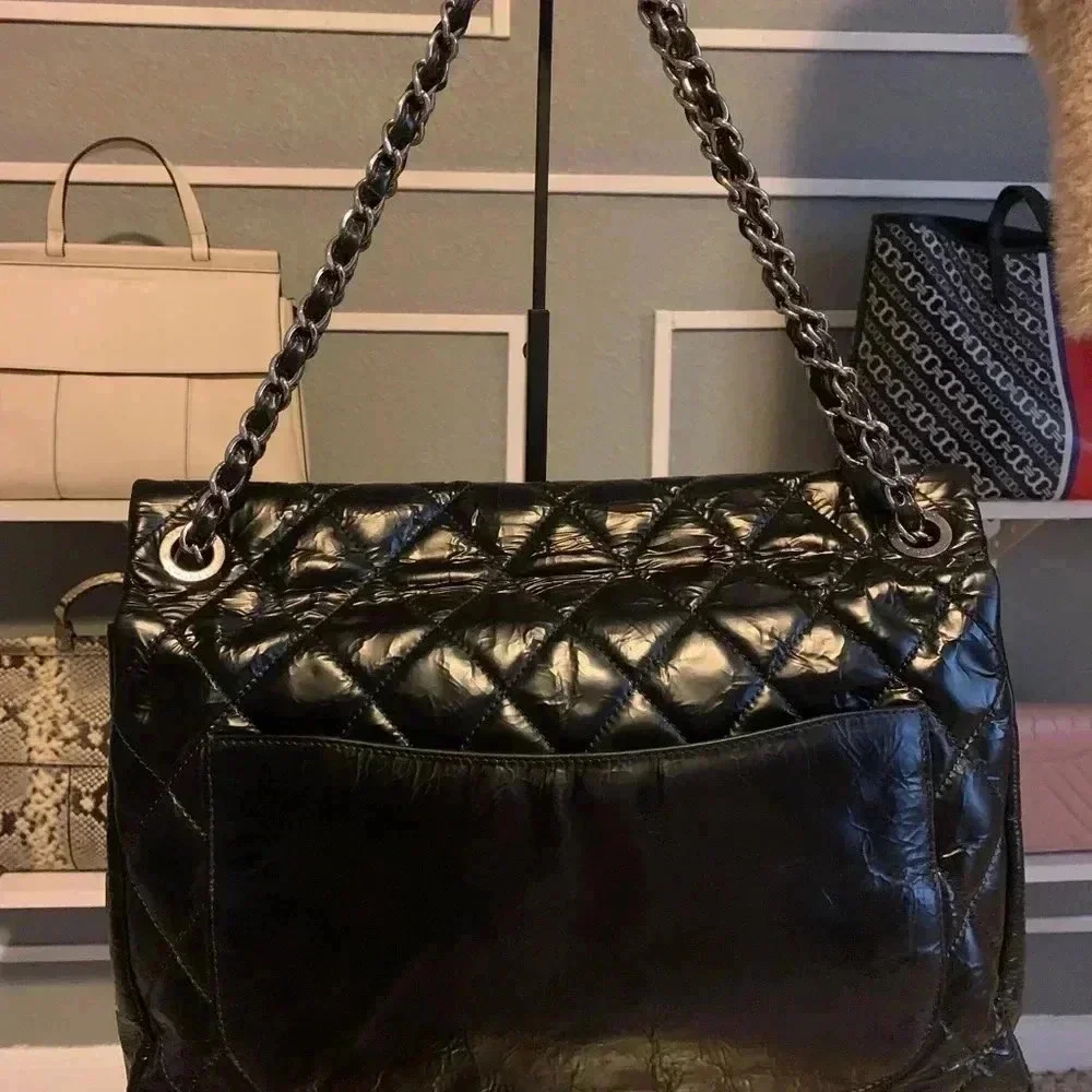 CHANEL authentic chain