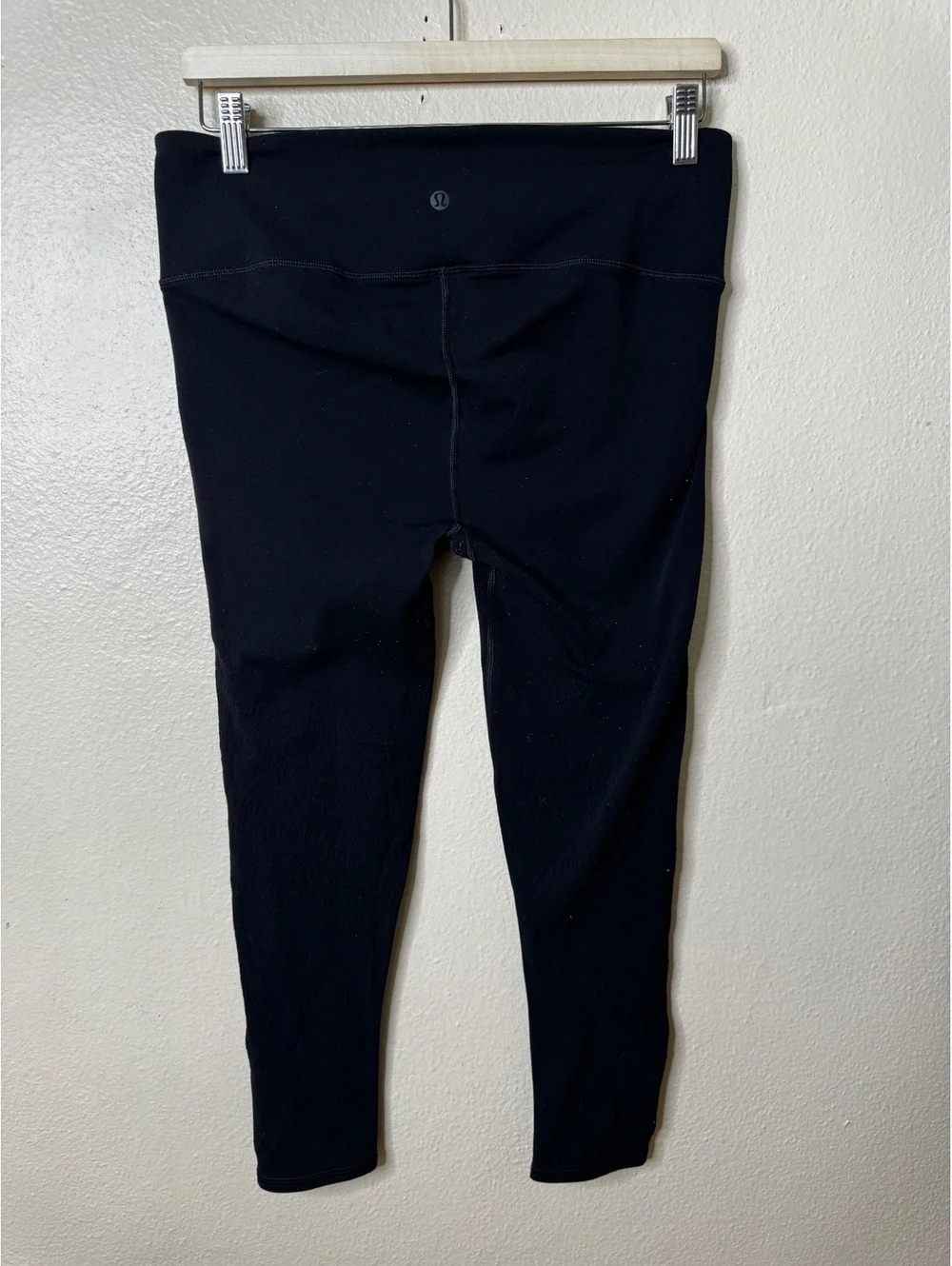 Lululemon Womens Size 12 Black Leggings Laser Cut Mesh Wide Waistband