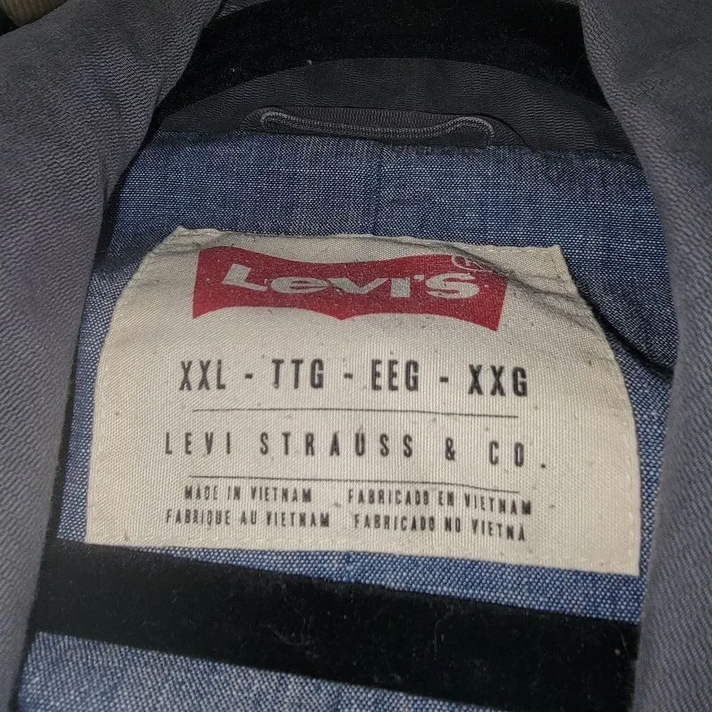 Levis excellent pre