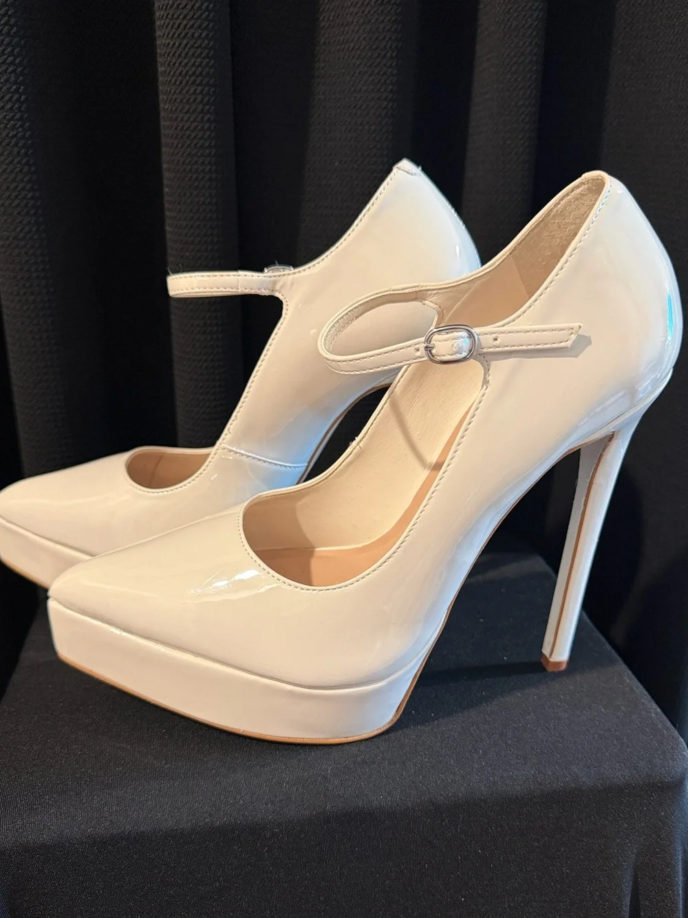 Steve Madden sleek white