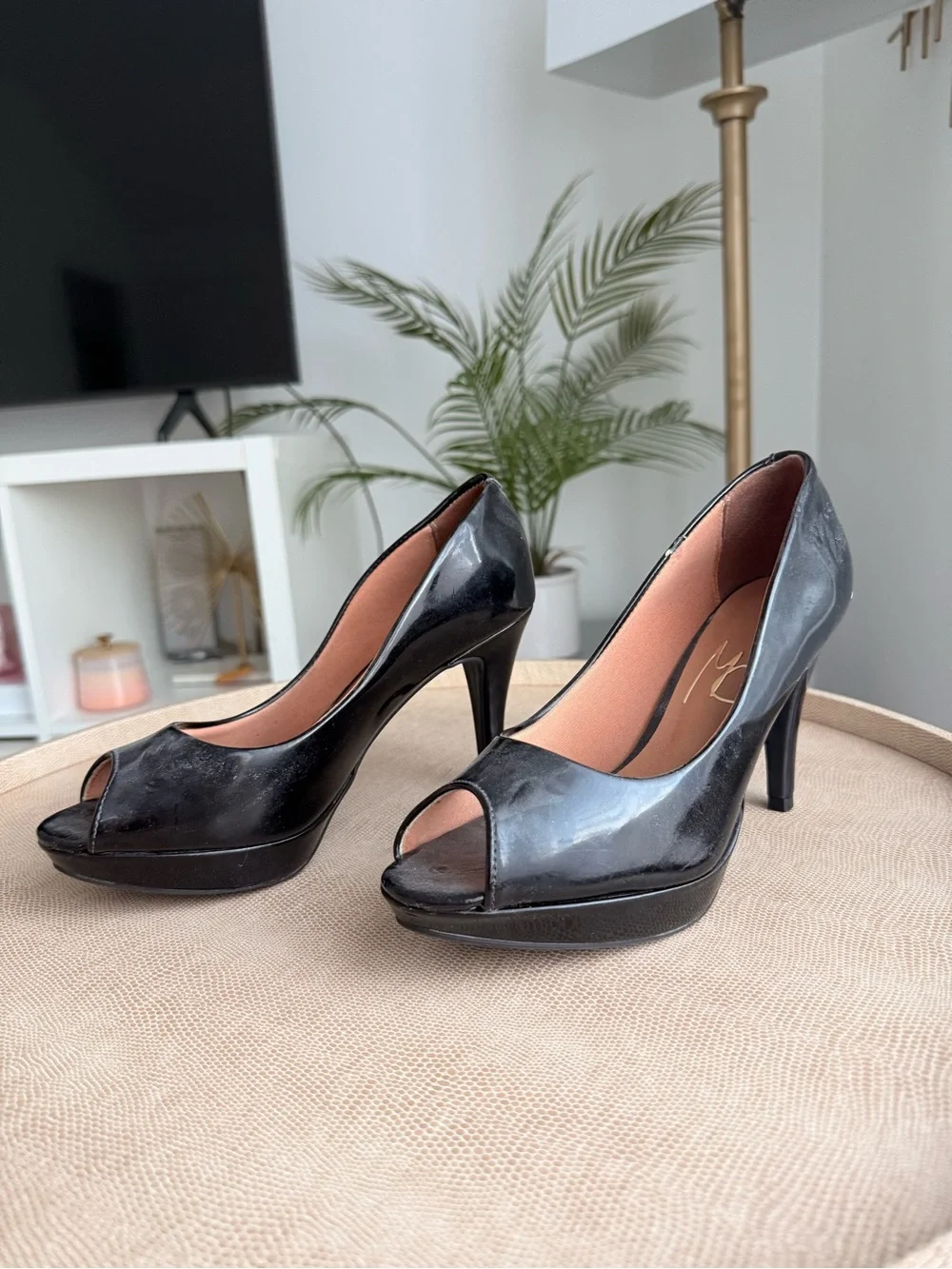 N/A chic black