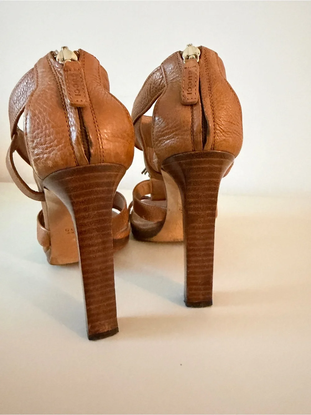 Gucci silhouette tassel