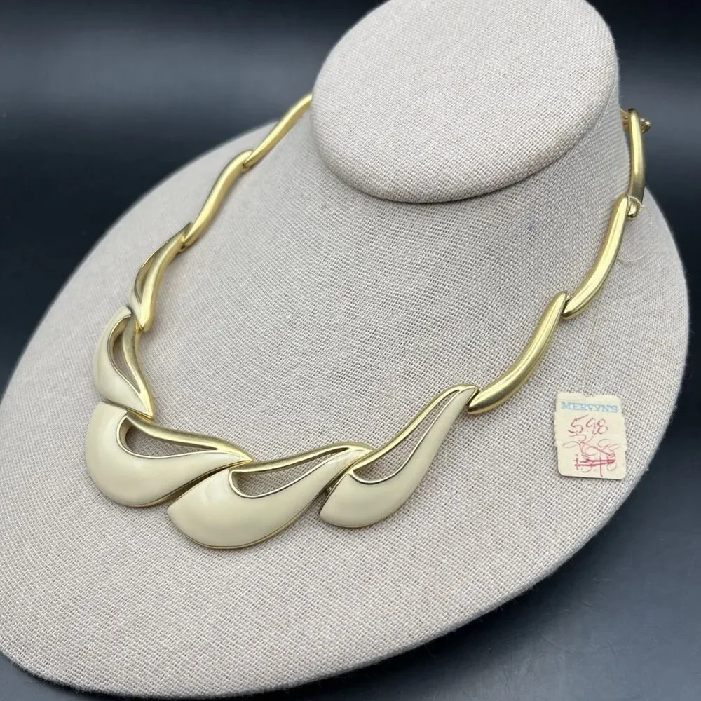 Trifari vintage gold