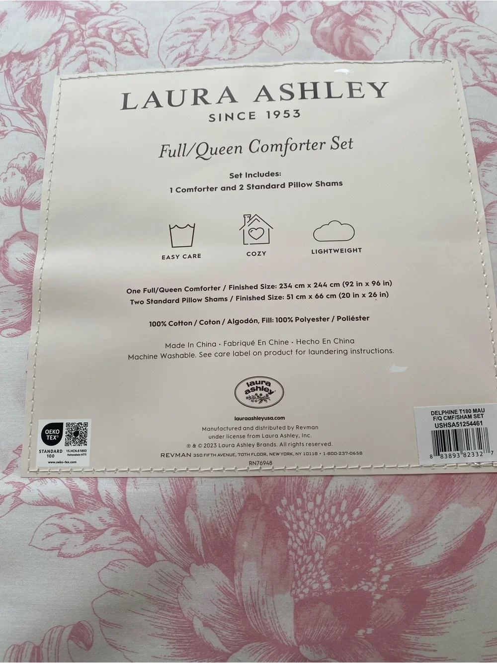 Laura Ashley Full/Queen Comforter Set 3 piece 1 comforter 2 pillow Shams