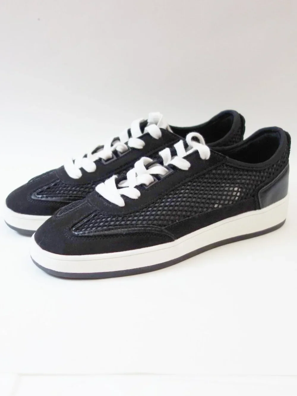 Anne Klein Women's Abriela Low Top Sneakers Fishnet Black (8M) NWOT!