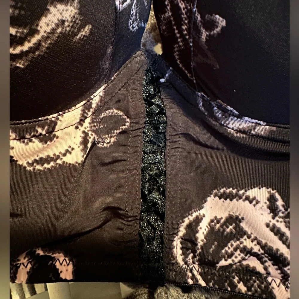 NWT Fredericks of Hollywood Bralette S