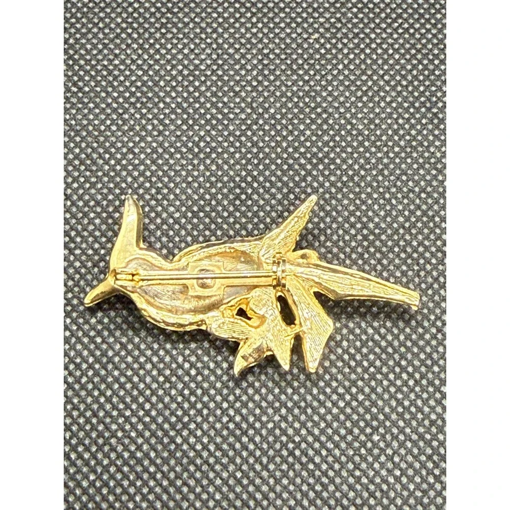Vintage Gold Tone Bird Brooch Red Rhinestone Eye Crested Bird Pin