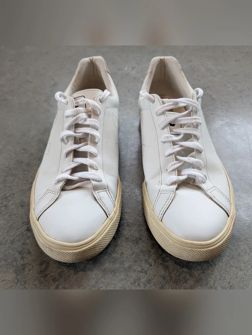 Veja Sneakers White Leather Women's Size 9 EU 40