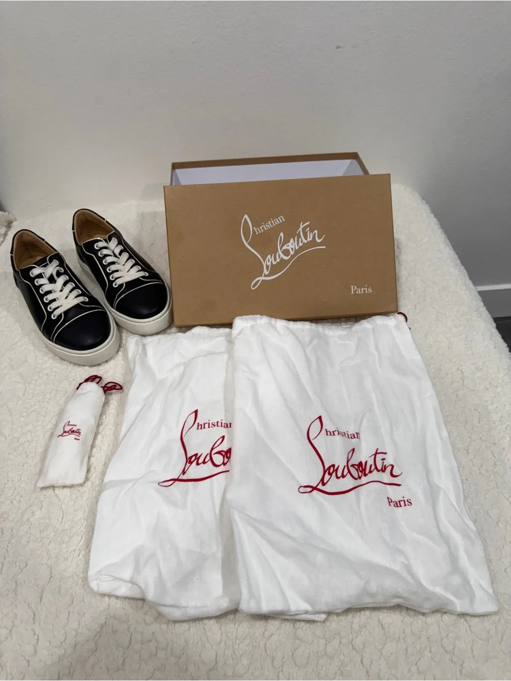 Christian Louboutin am open