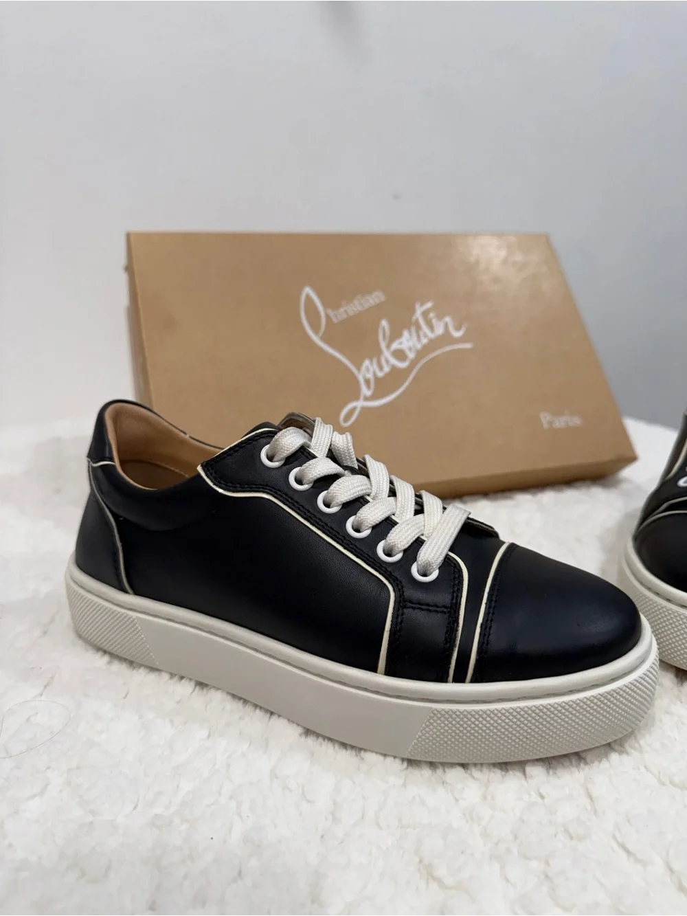 Christian Louboutin am open