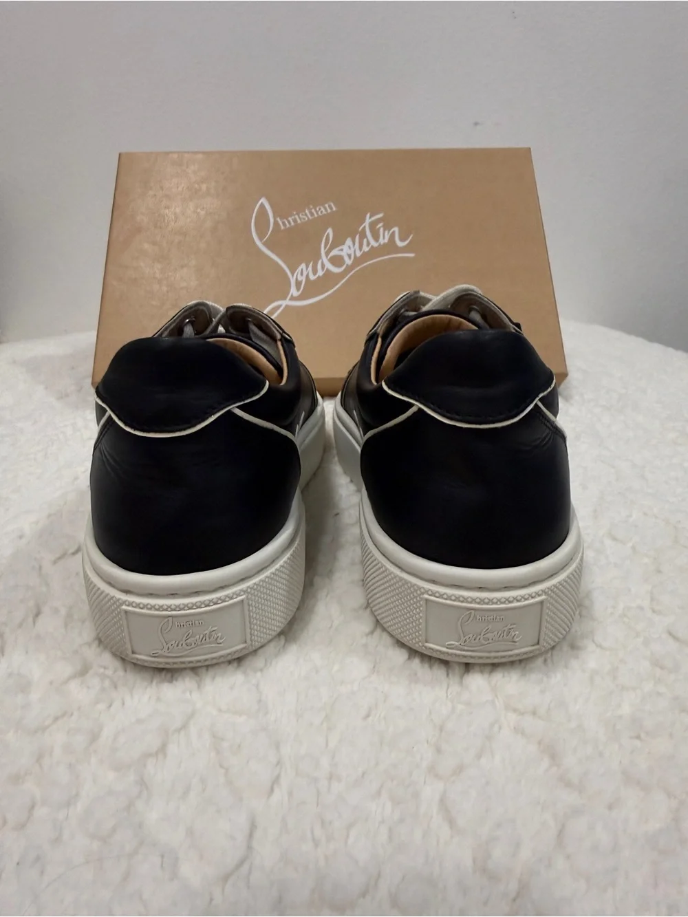 Christian Louboutin am open