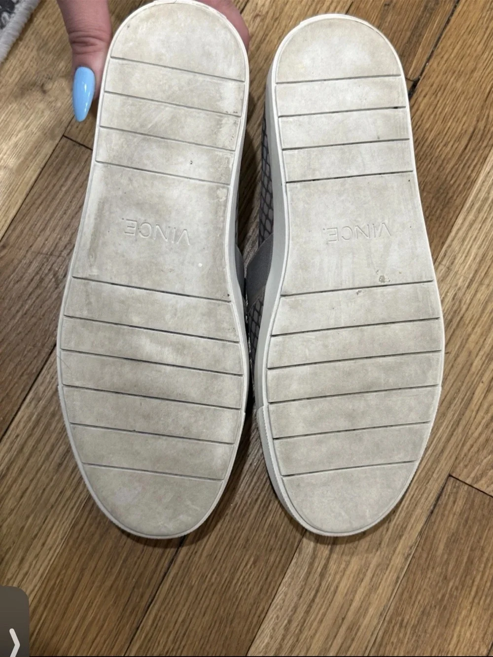 Vince grey tan
