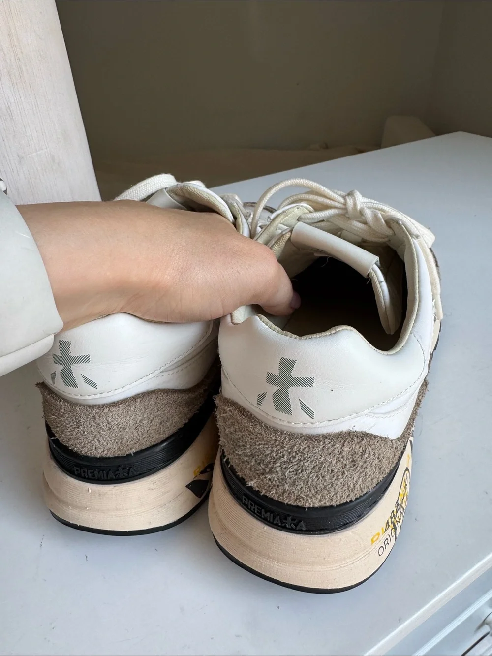 Premiata white taupe