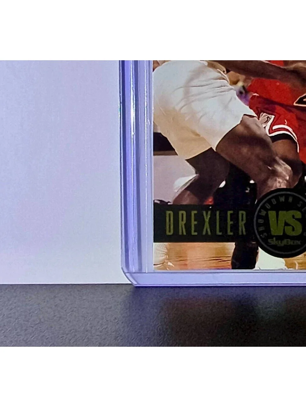 Michael Jordan 1993-94 Skybox Showdown Series VS Clyde Drexler Card Bulls