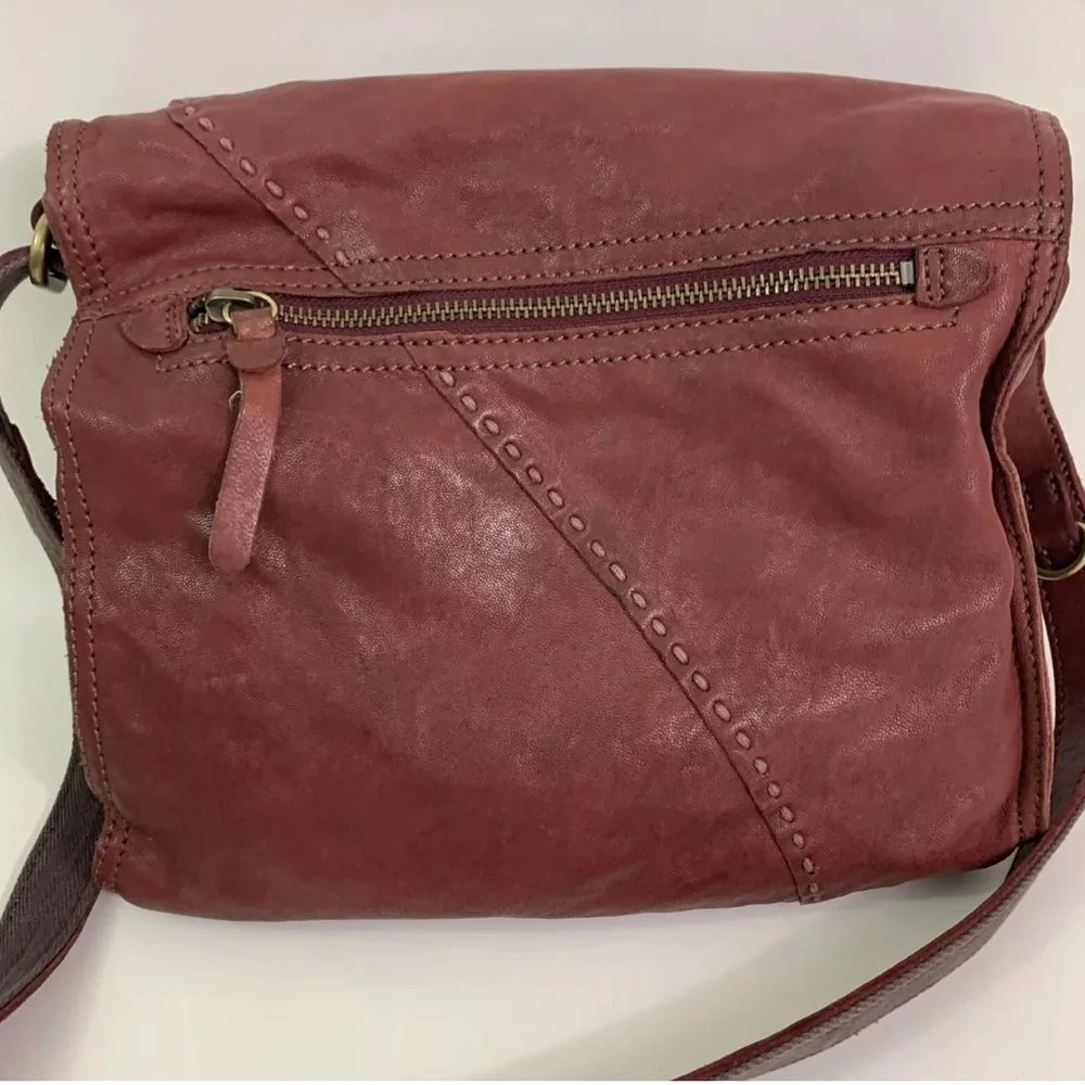 Lucky Brand Abbey Road Vintage Handbag Crossbody Messenger Leather Reddish Brown