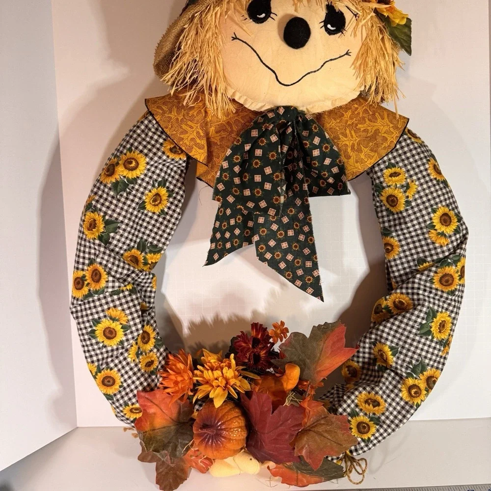 Vintage Fall Scarecrow Fabric Wreath Door Decoration w/ Sunflower & Pumpkin LRG!