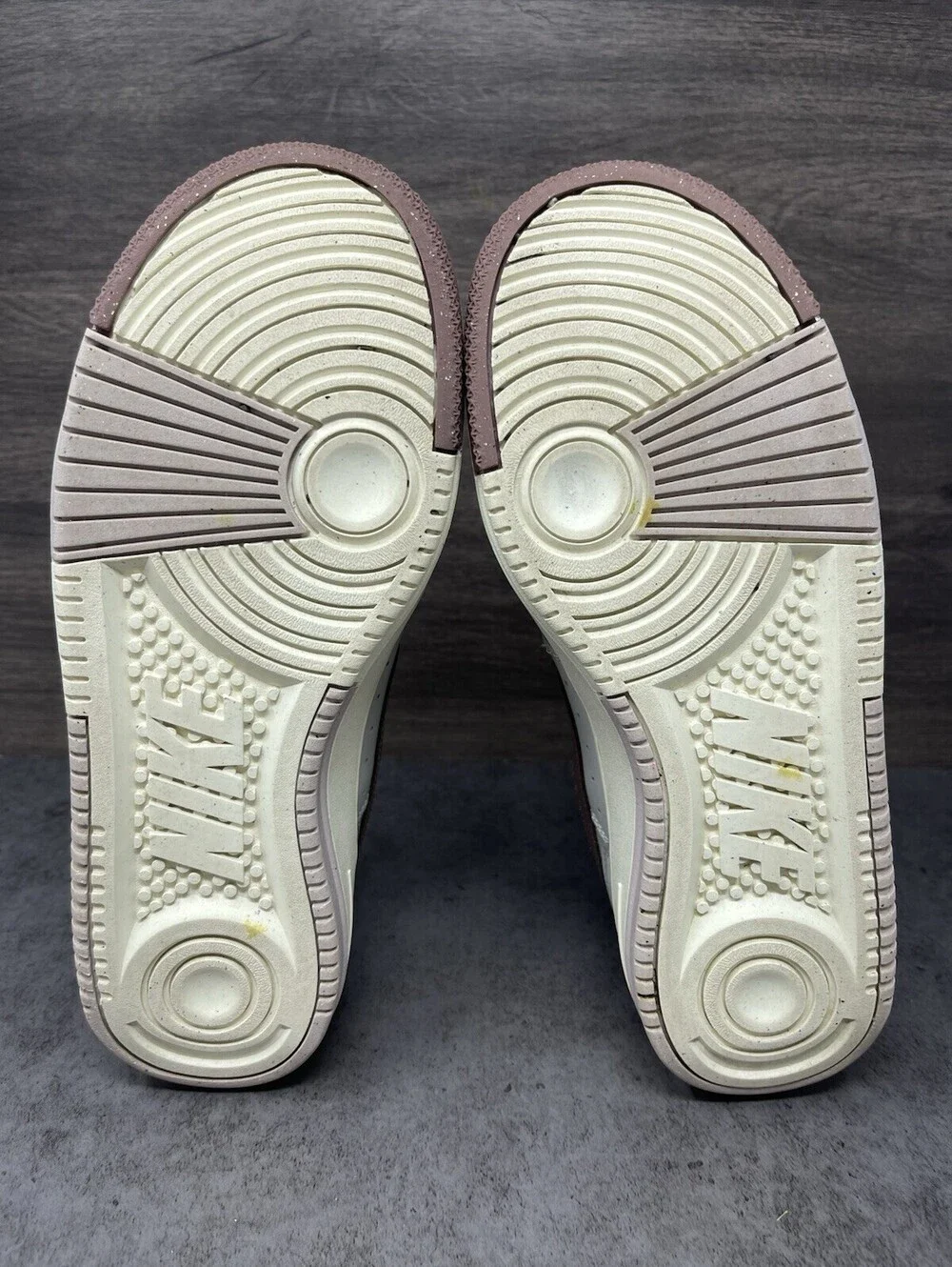 Nike Gamma Force Womens Size 9 Light Bone Smokey Mauve Platform DX9176-001