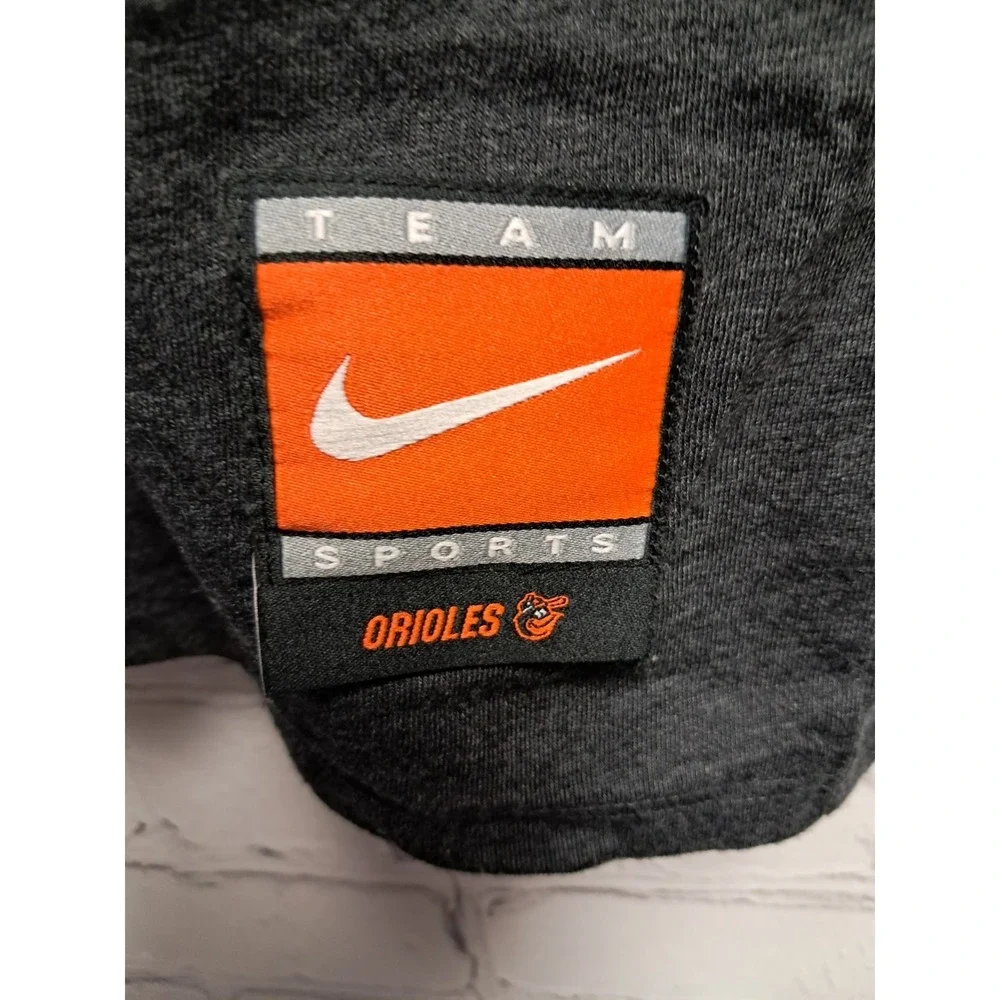 Womens Large Baltimore Orioles Nike 3/4 Sleeve T Shirt‎