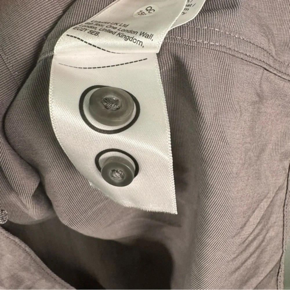 UNTUCKit button up