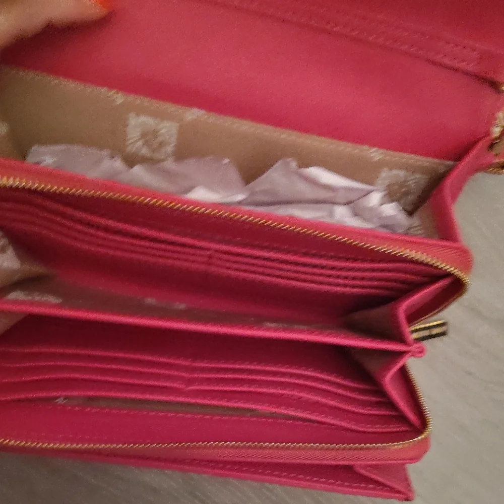 Anne Klein chic anne