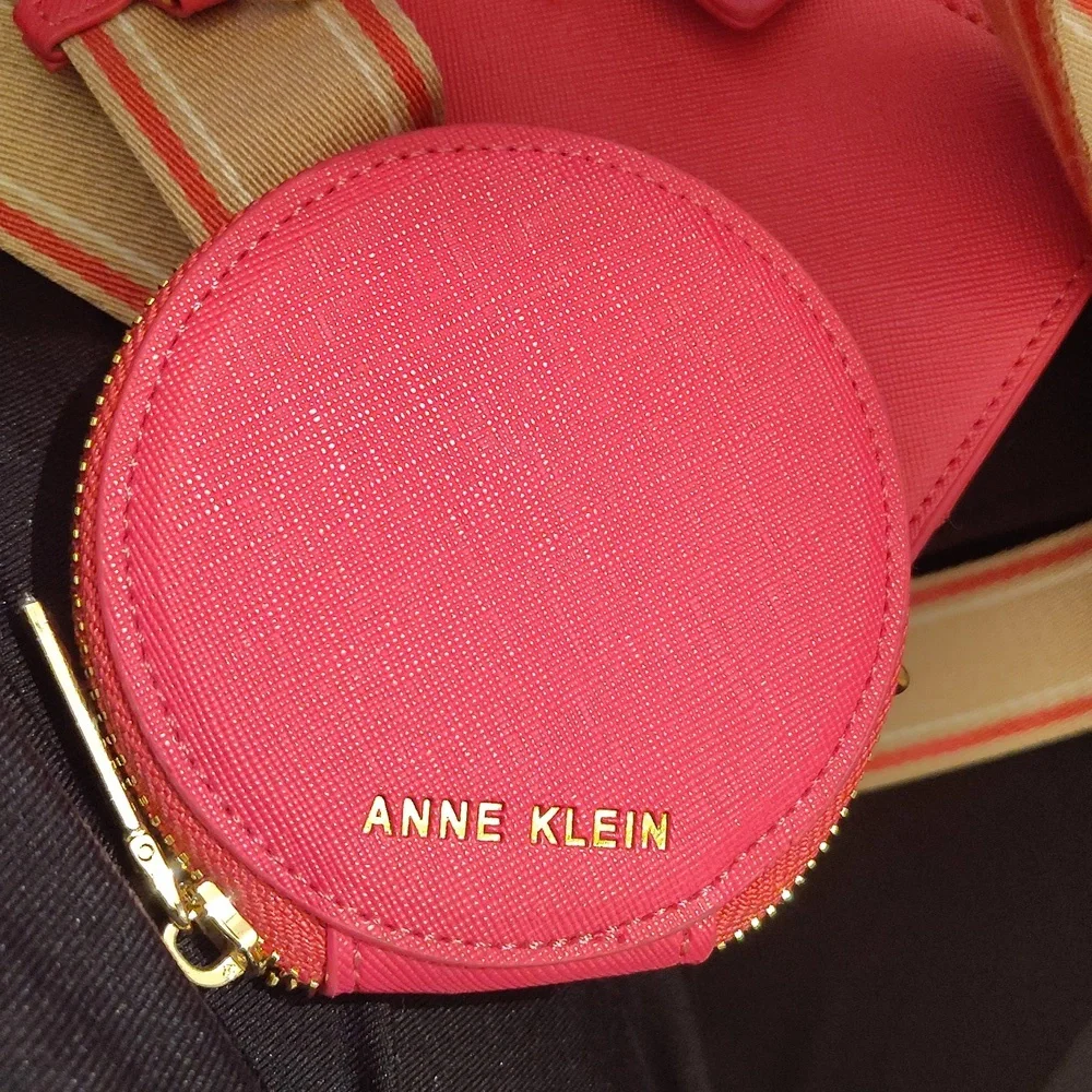Anne Klein chic anne