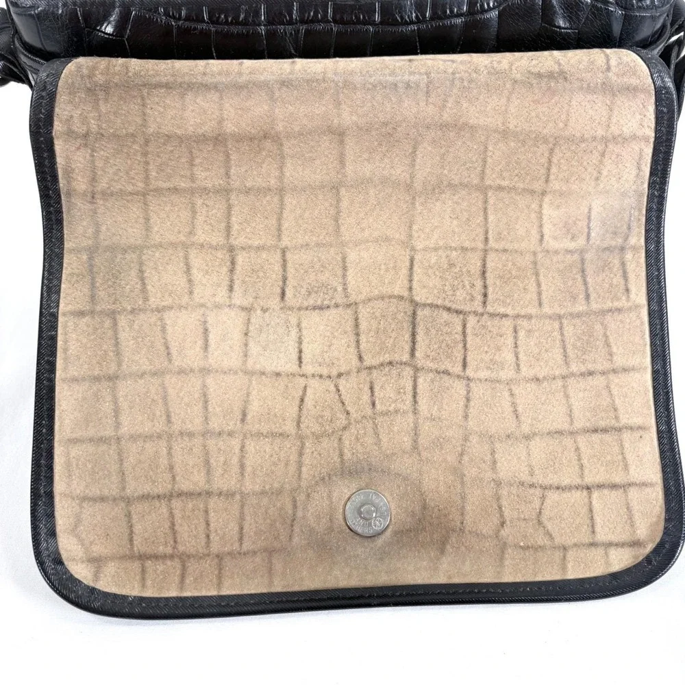 VTG Dooney & Bourke Black‎ Croc Embossed Leather Flap Shoulder Bag Purse