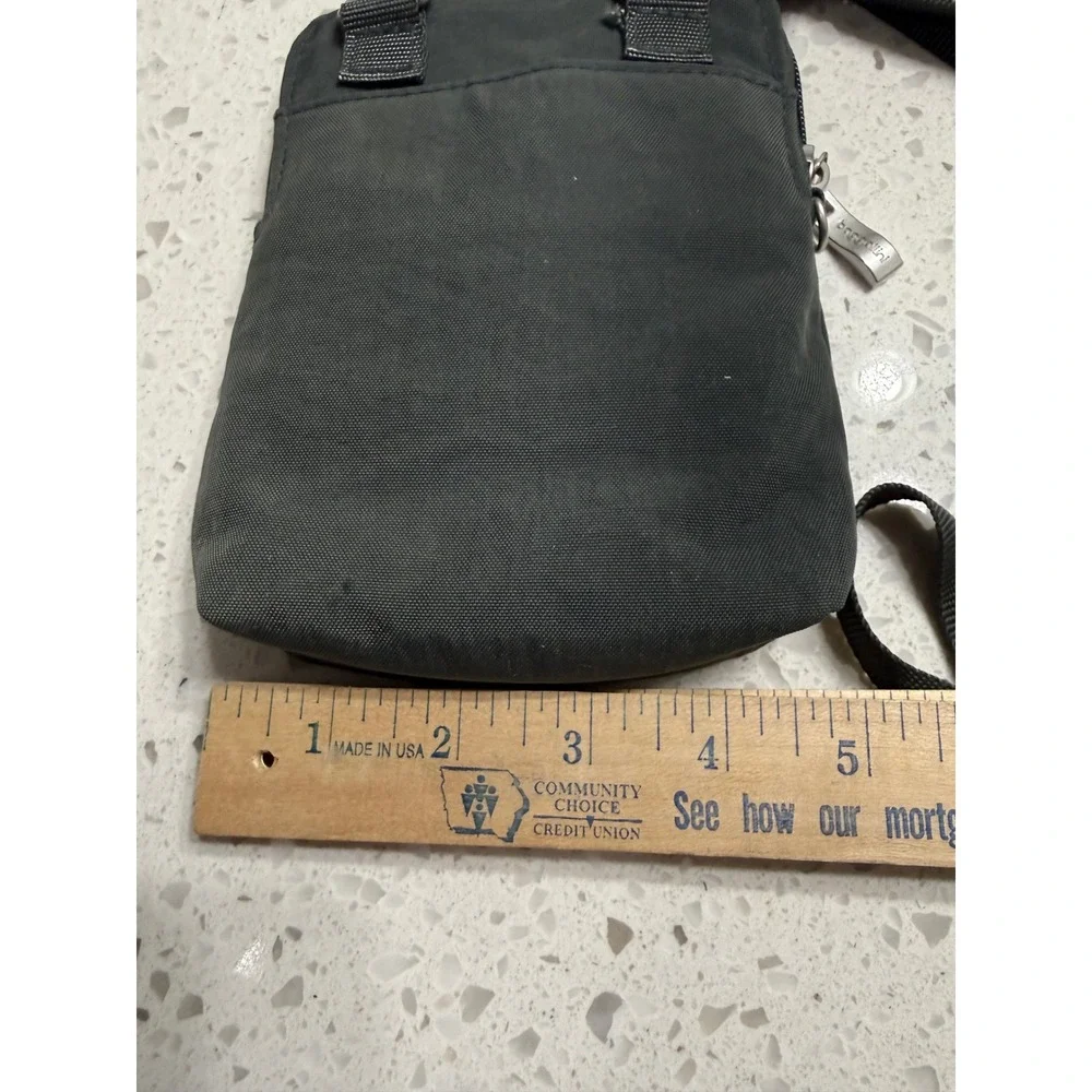 Baggallini Bryant Pouch Crossbody Travel Bag Womens‎ Small Gray EUC RFID Nylon