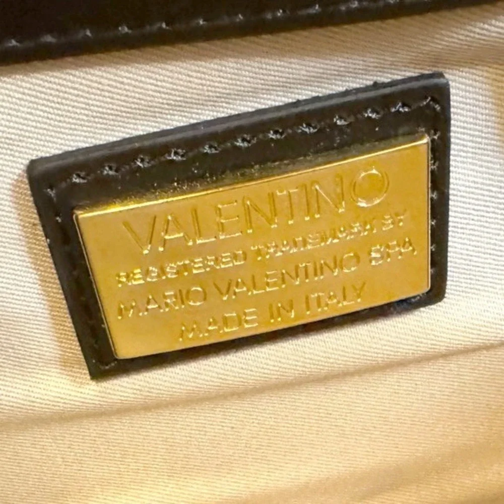 Valentino By Mario Valentino includes measurements versatile