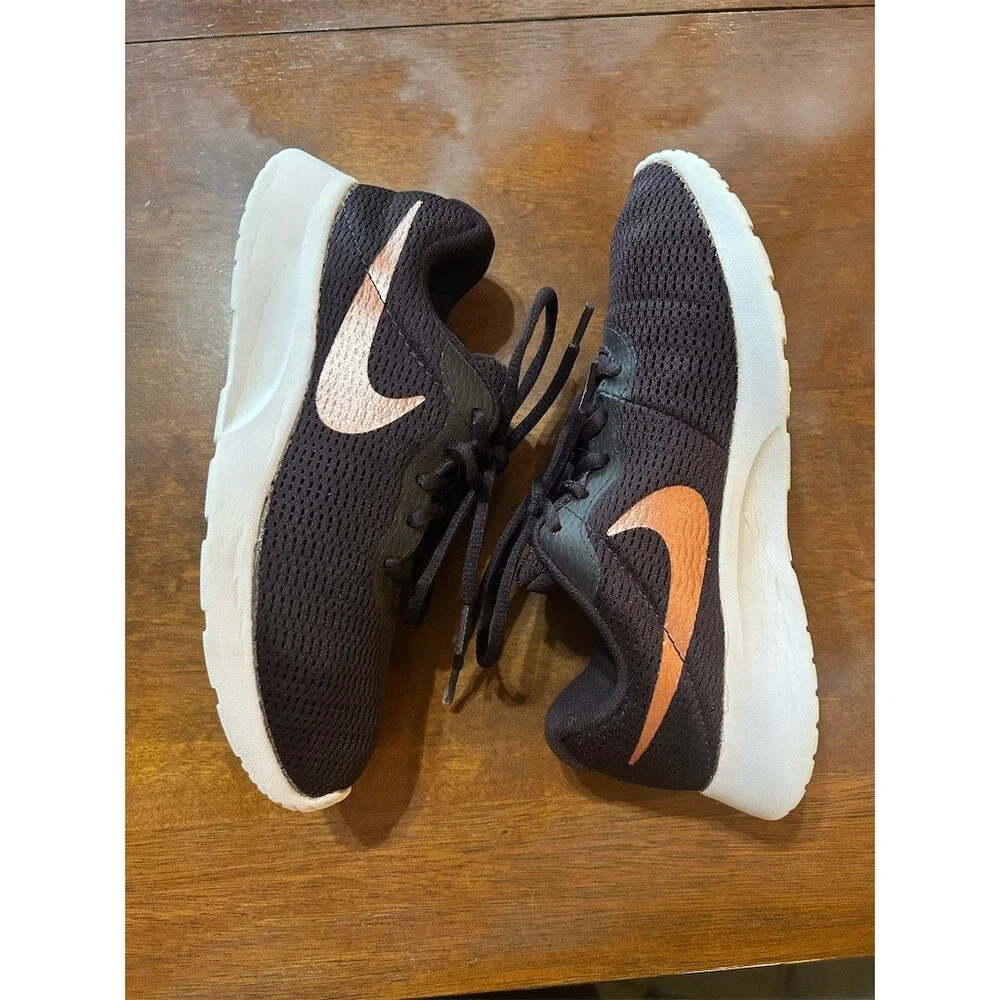 Nike tanjun women’s
