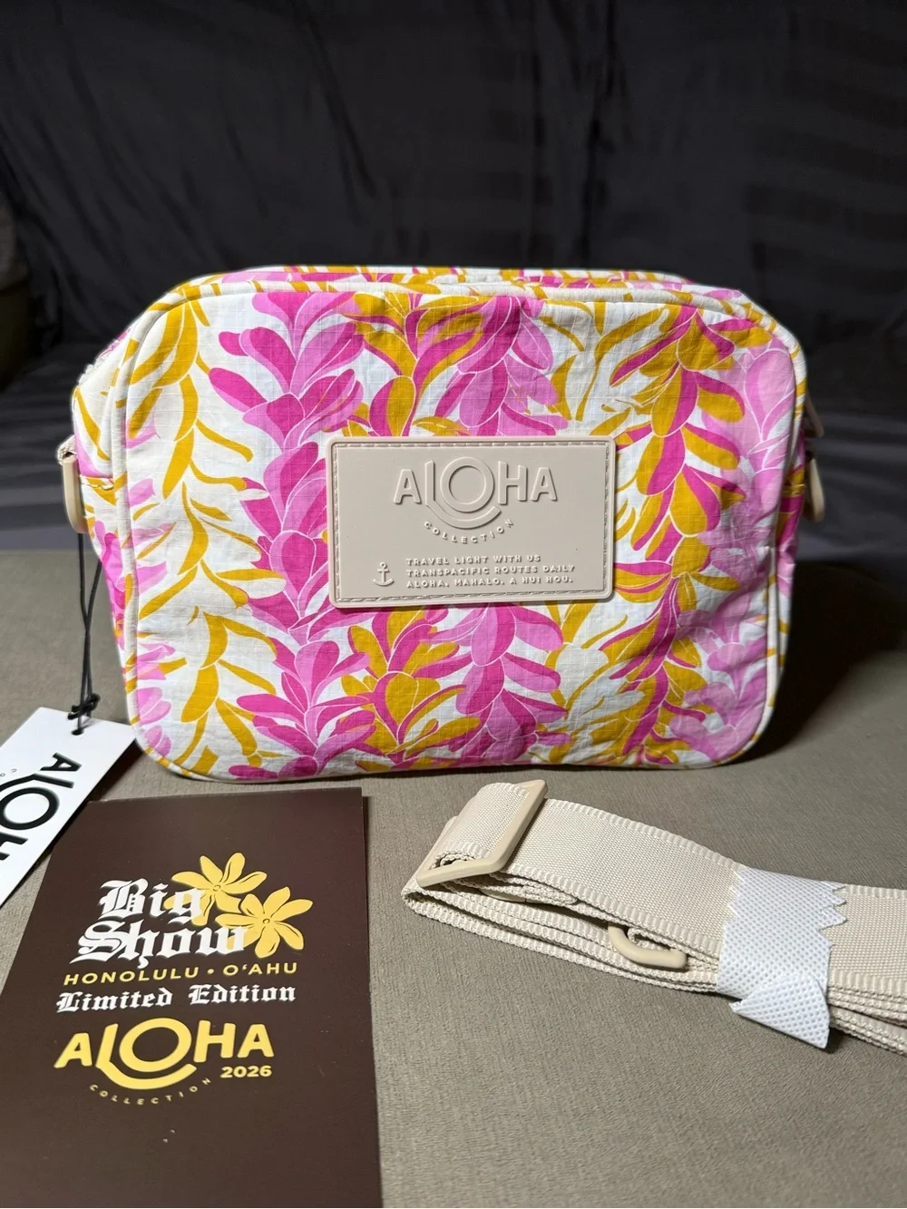 NWT RARE Aloha Collection SUPER SPECIAL LIMITED EDITION Le Tour Lei Stand Taffy