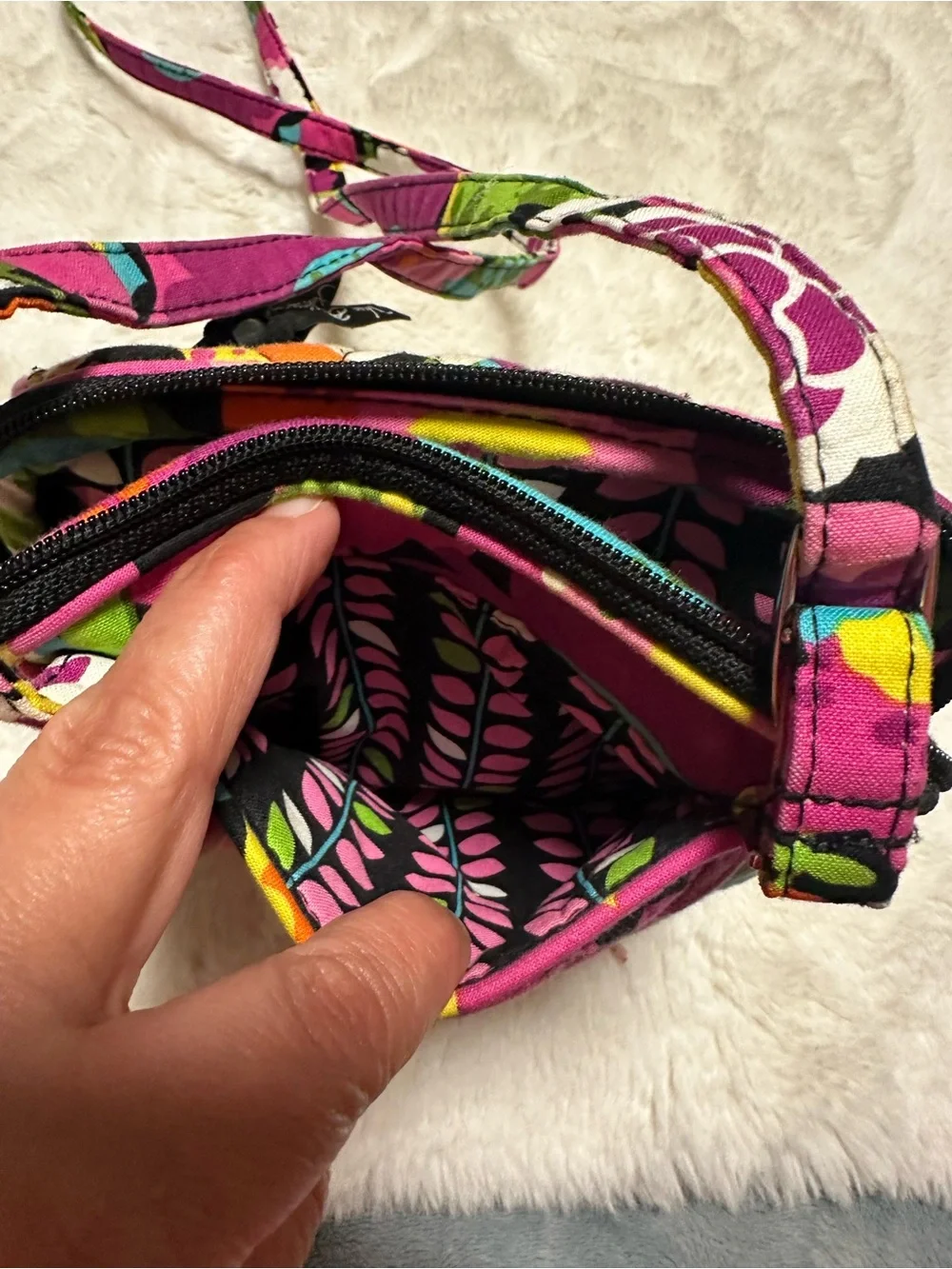 Vera Bradley compact vera
