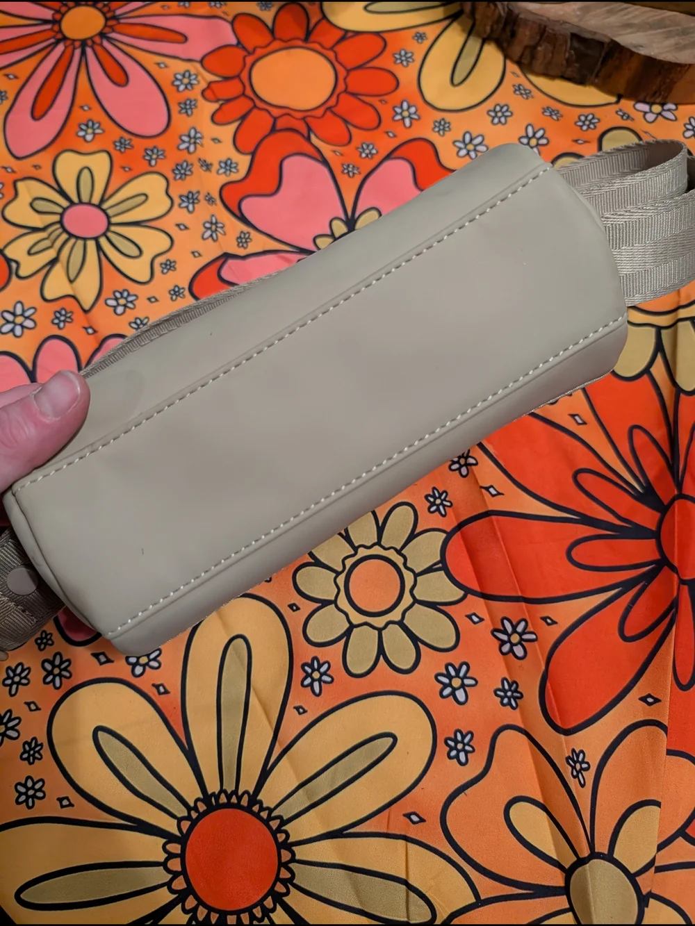 HUNTER Beige Crossbody Bag - Sleek Everyday Shoulder Bag